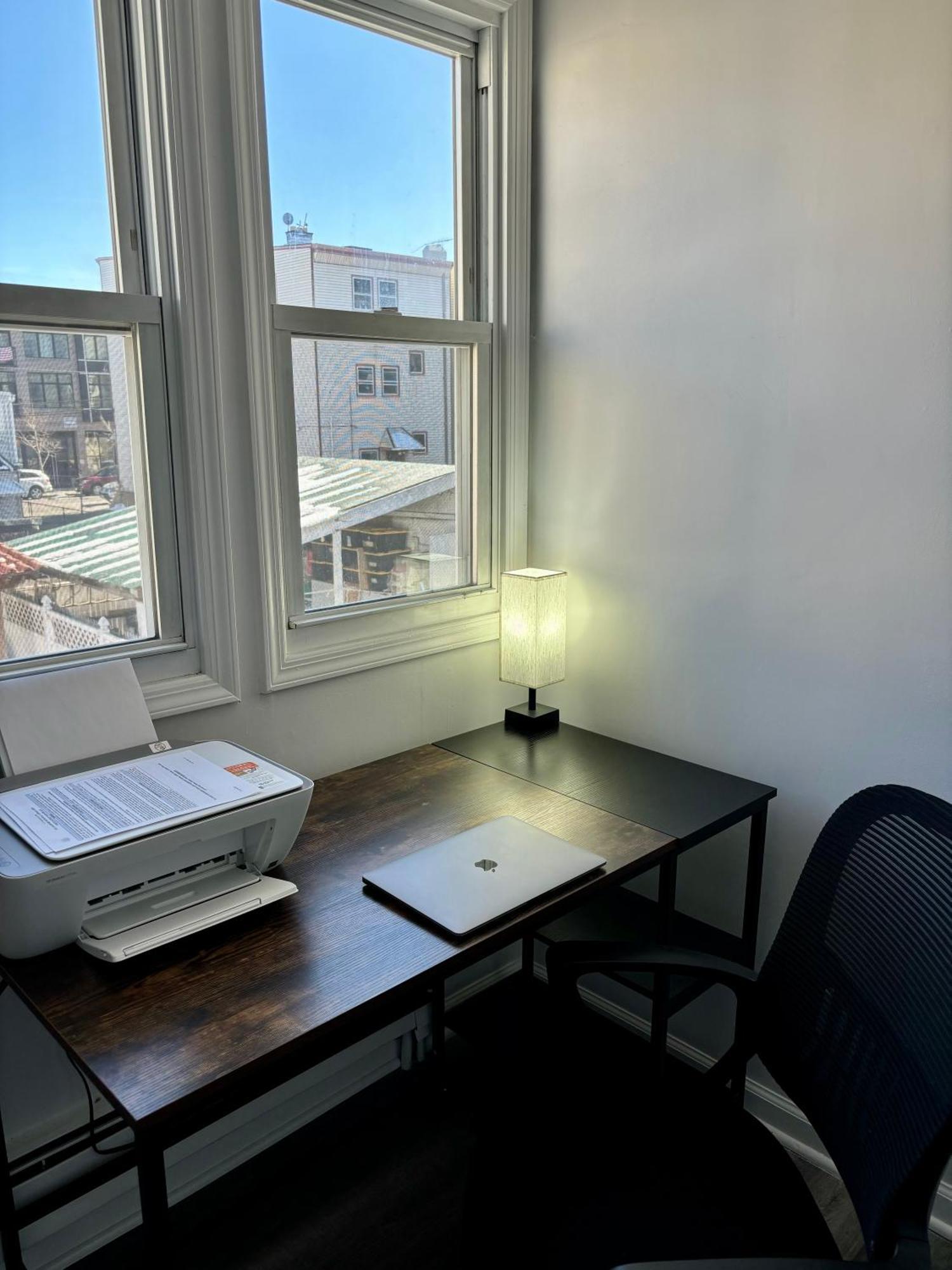 Iron Bound Gem Apartment Newark Ngoại thất bức ảnh